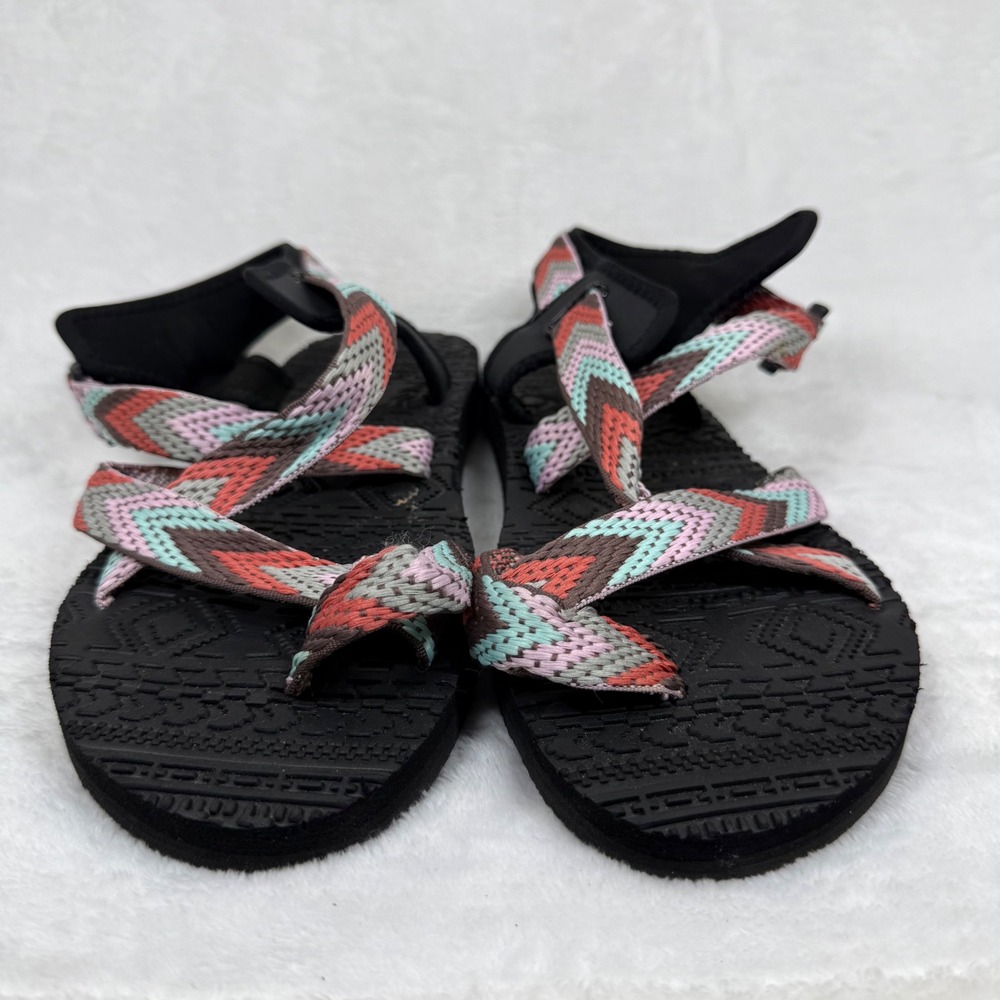 Muk Luks Sport Strappy Sandals Womens‎ Multicolor Chevron Boho Outdoor Sandals 9